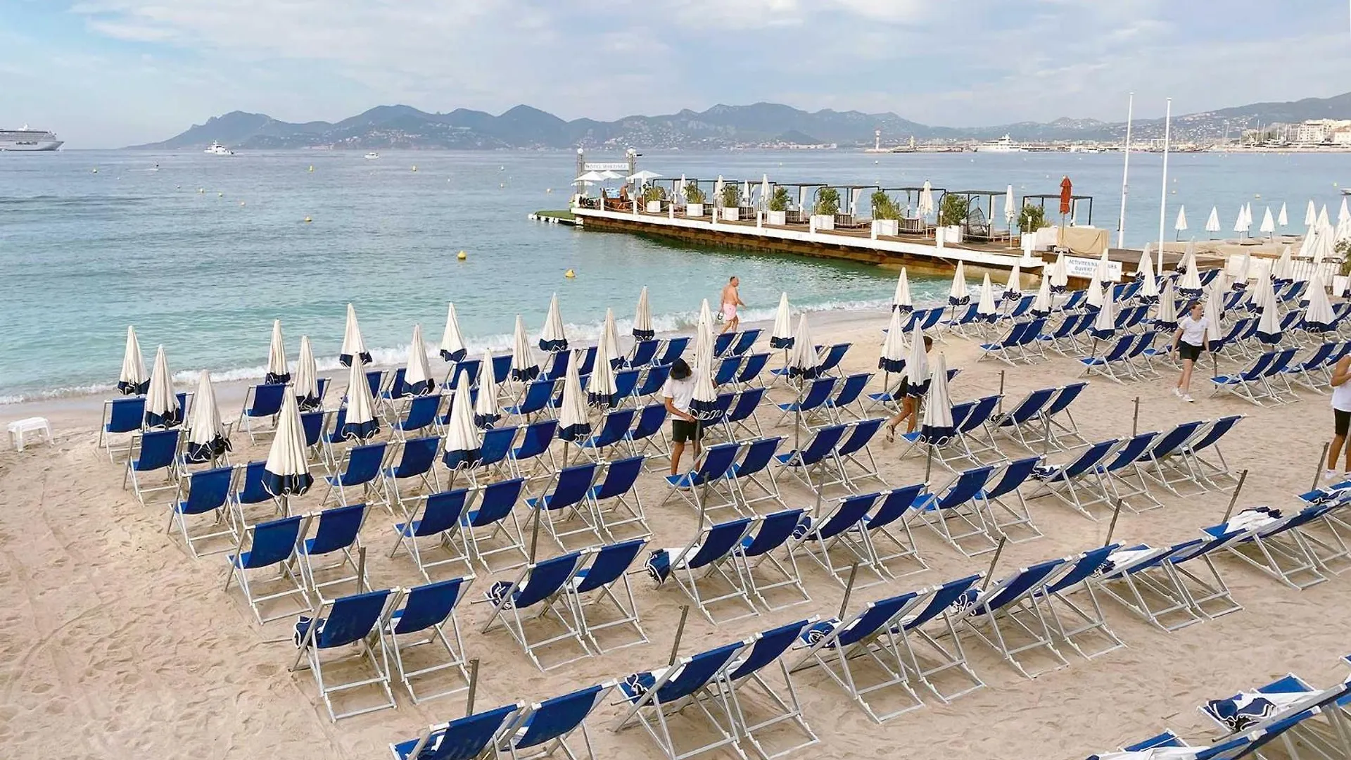 Totolulu Cannes Yellow Corner 0*,